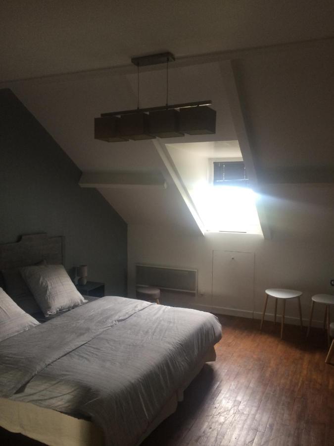 B&B Les Quatre Vents Montpon-Menesterol ภายนอก รูปภาพ